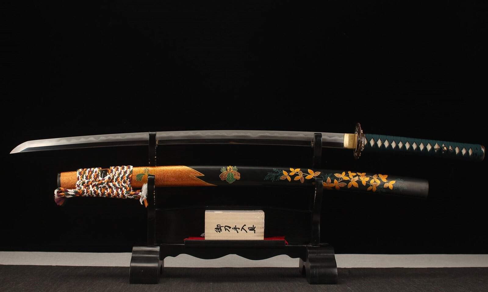 Hana no Kō Katana 花鋼