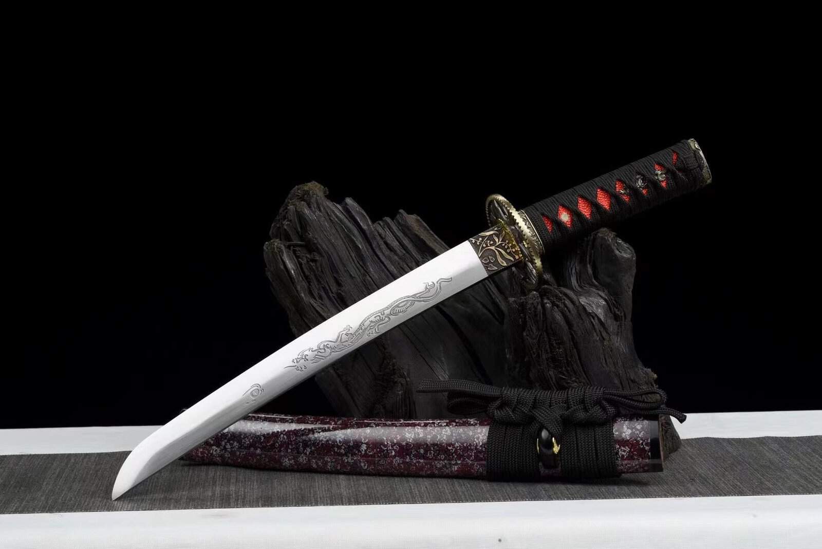 Katana à l'épée Tantō