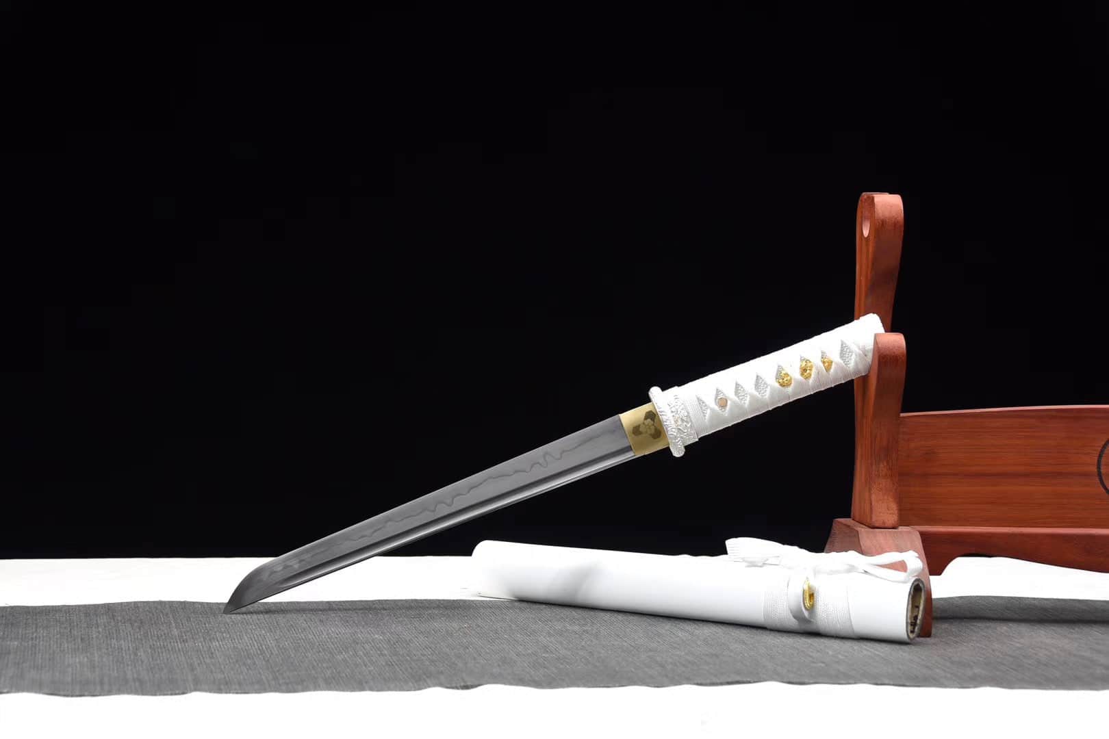 Shiro Tanto 白