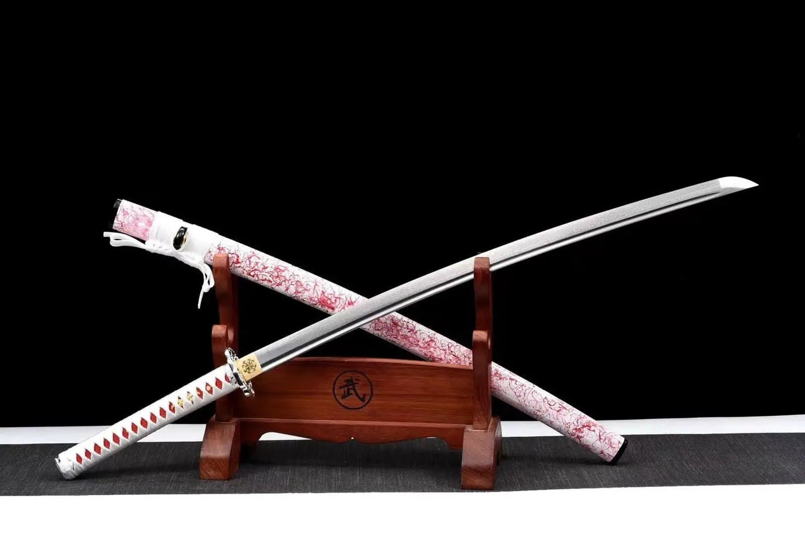 Shirosakura Katana à la japonaise