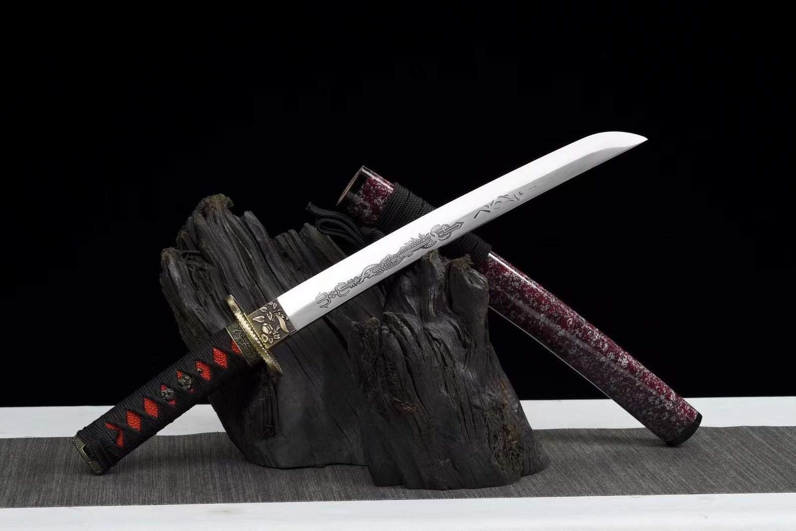 Katana à l'épée Tantō