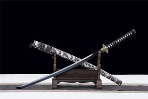 Kuroshiro Katana japonais