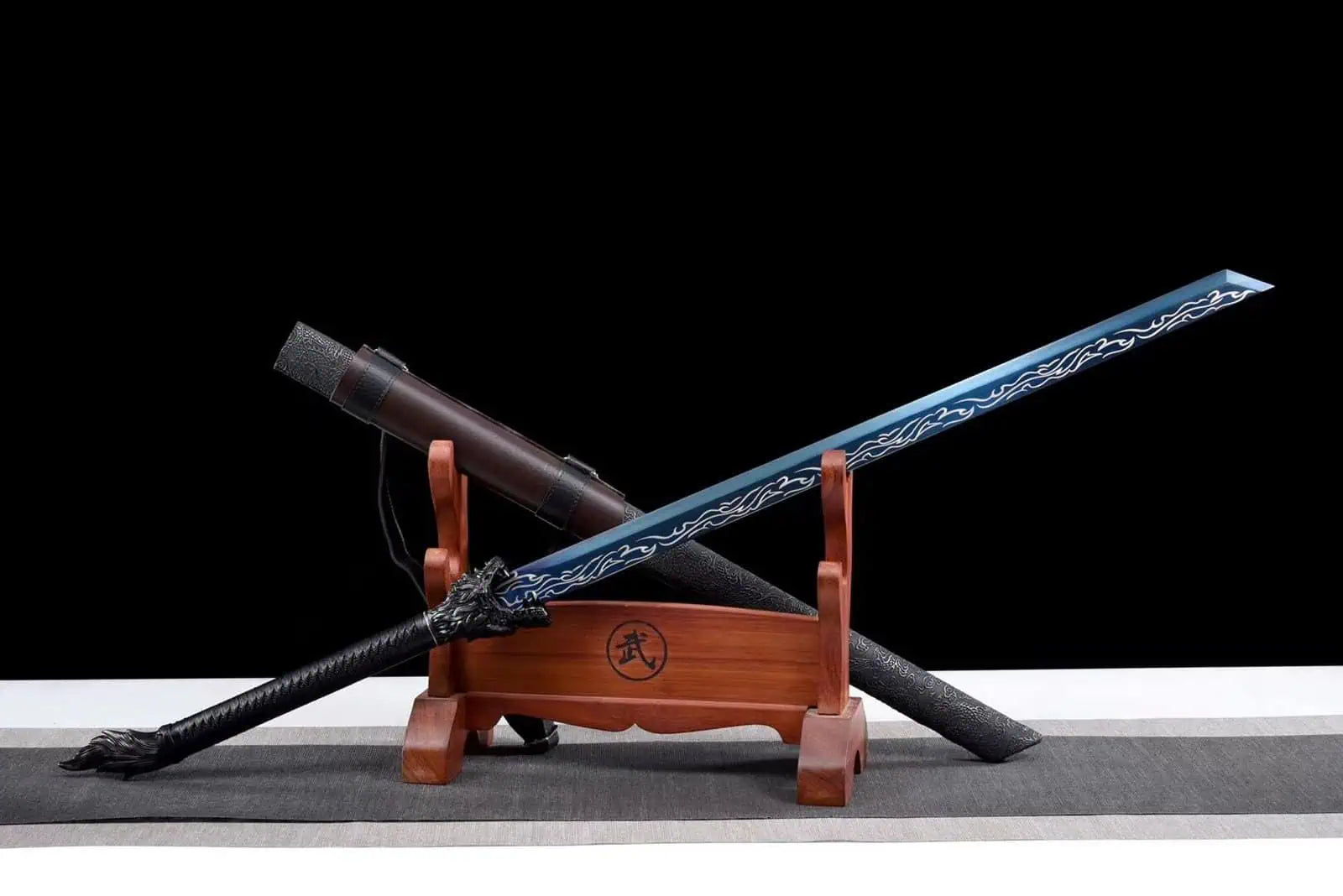 Épée chinoise bleue