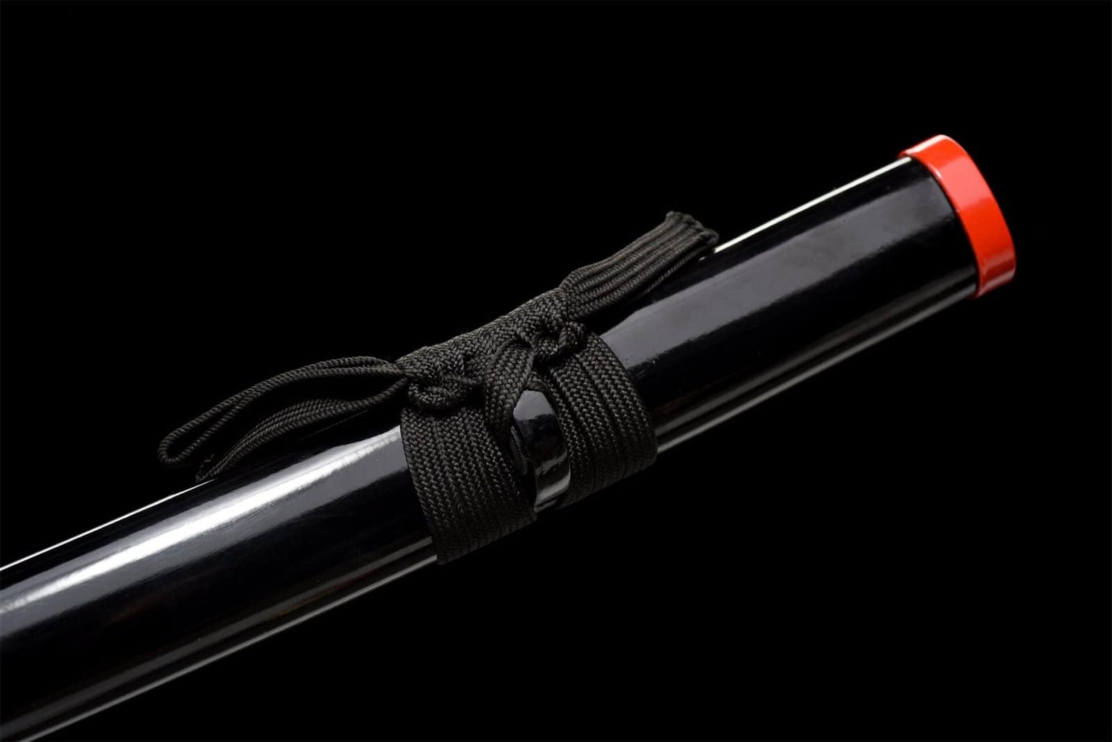 Katana noir de Tomioka