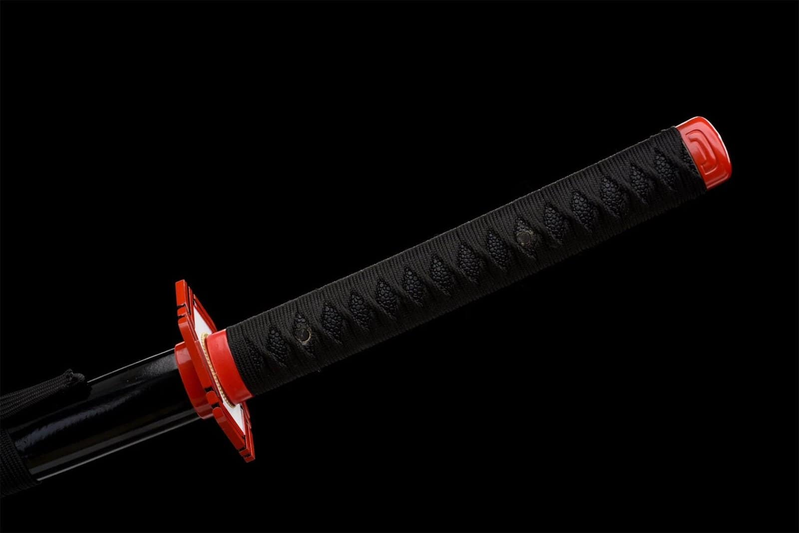 Katana noir de Tomioka