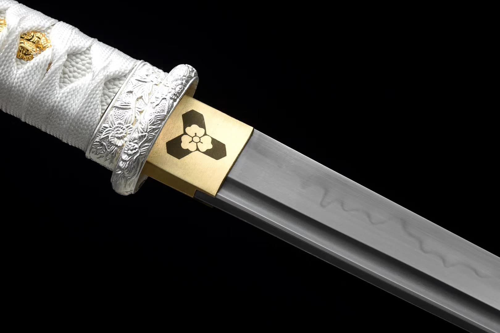 Shiro Tanto 白