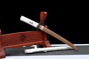 Tanto en bois blanc
