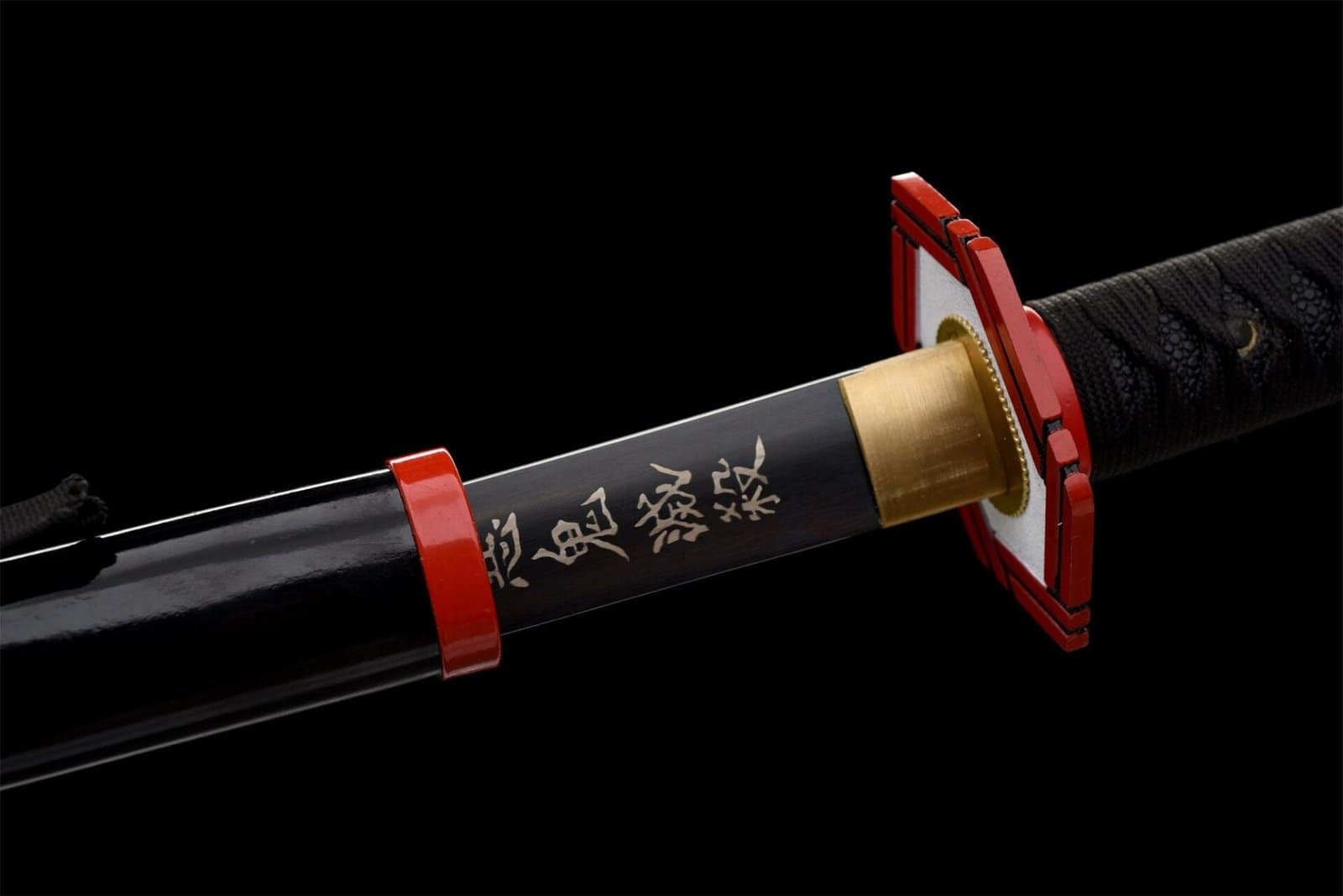 Katana noir de Tomioka