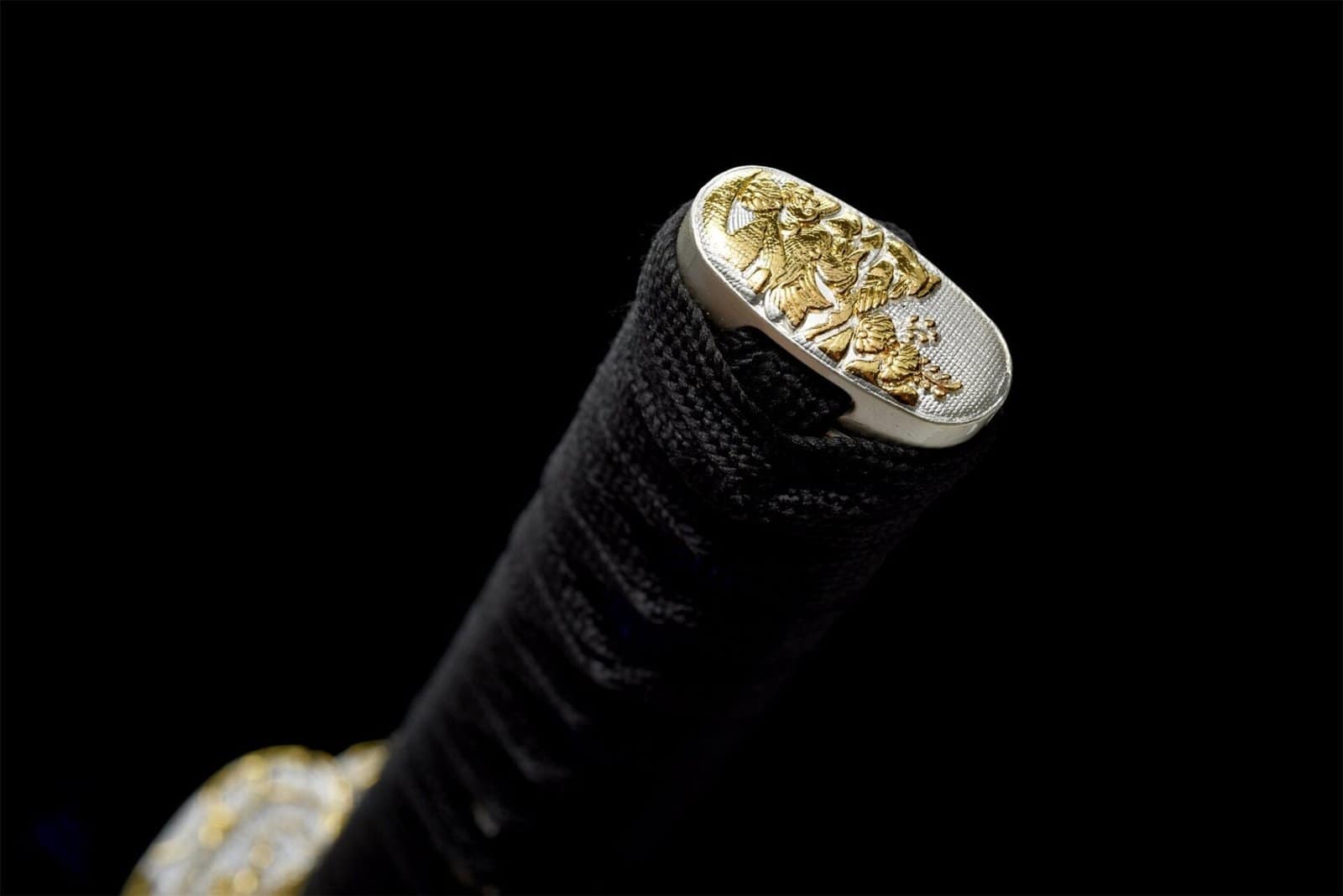 Aonami Wakizashi est l'artiste japonais